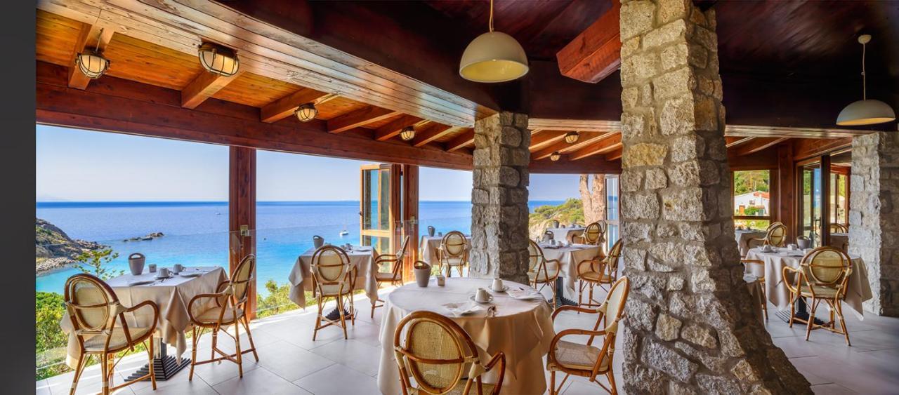 Hotel Baia Imperiale Spiaggia di Cavoli Kültér fotó
