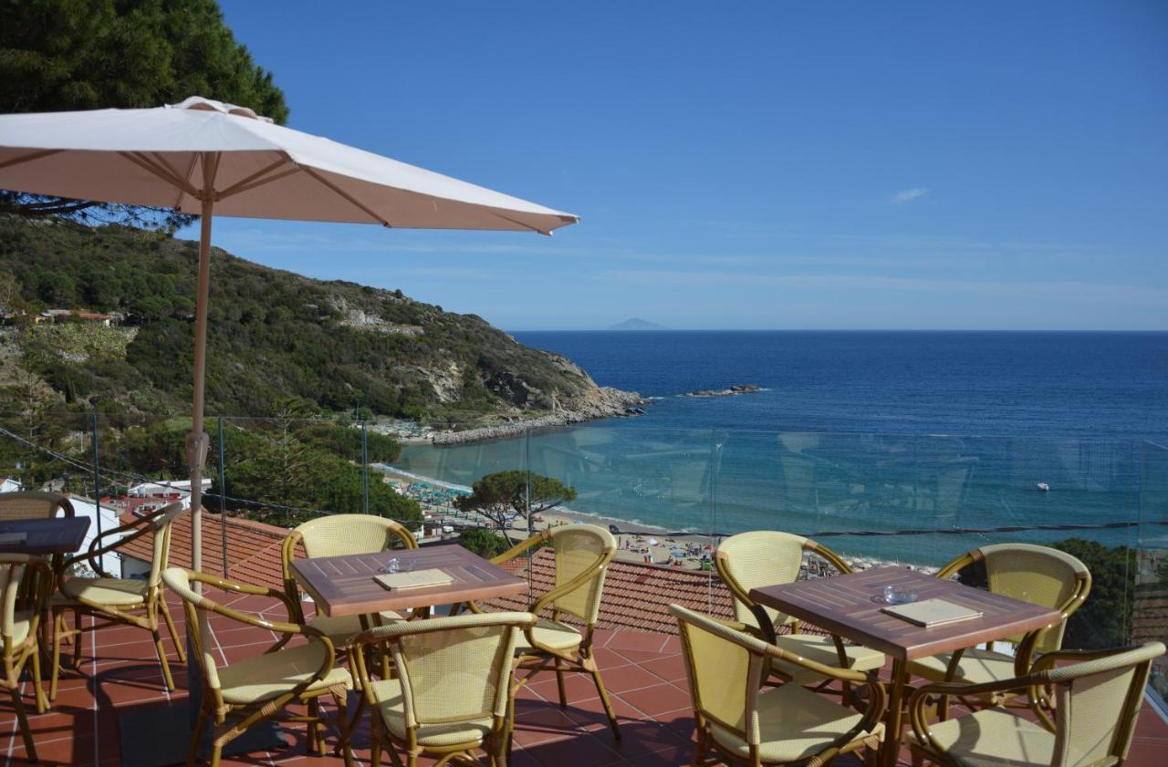 Hotel Baia Imperiale Spiaggia di Cavoli Kültér fotó