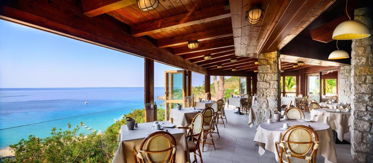 Hotel Baia Imperiale Spiaggia di Cavoli Kültér fotó